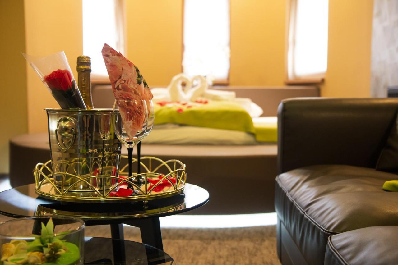 Veres Motel Veresegyház Exteriér fotografie