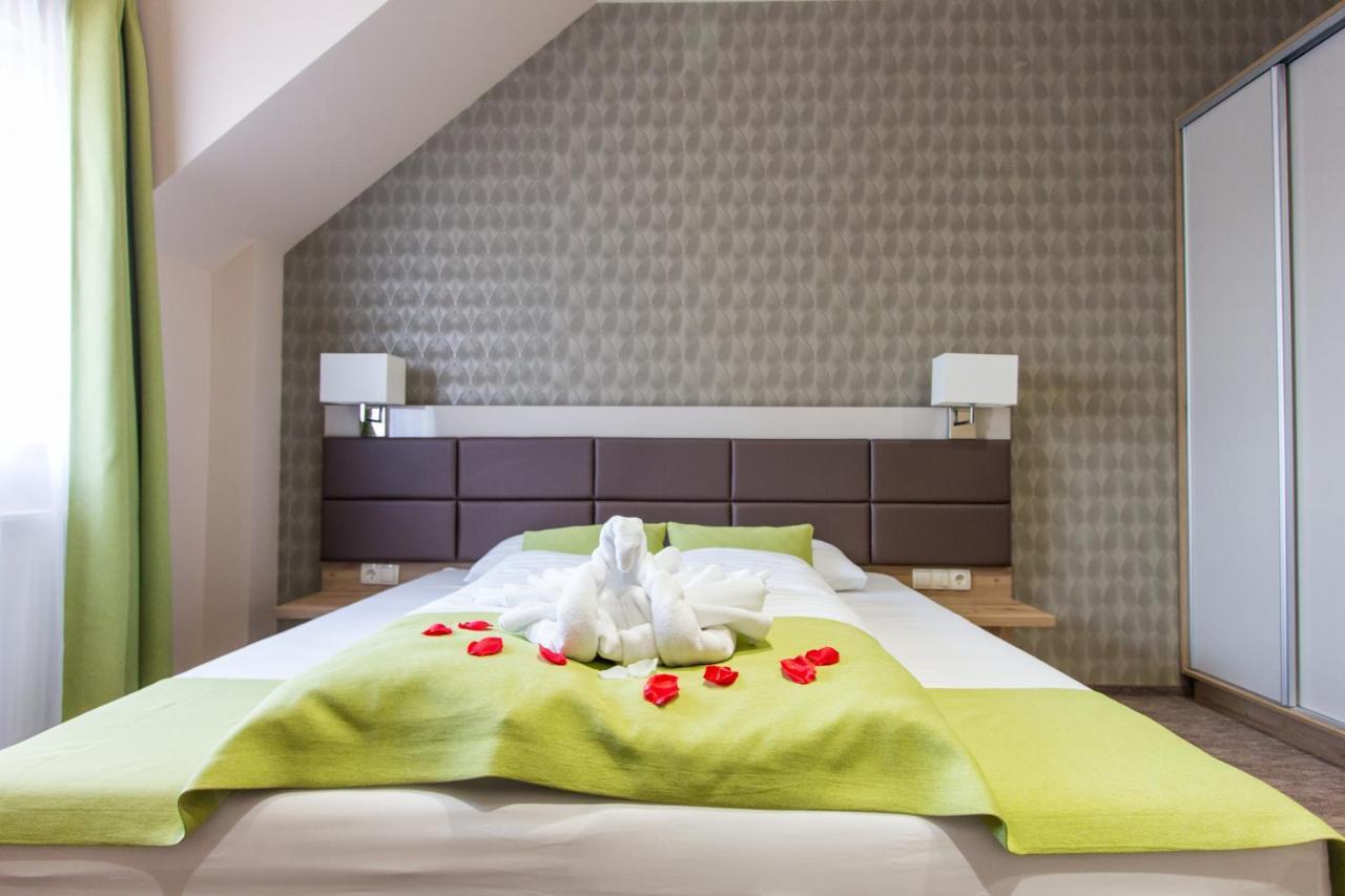 Veres Motel Veresegyház Exteriér fotografie