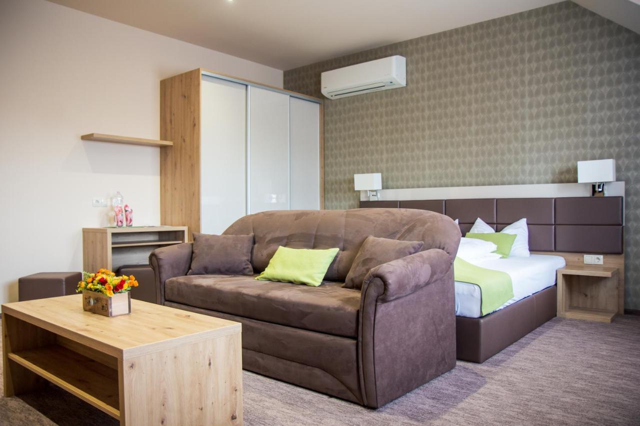 Veres Motel Veresegyház Exteriér fotografie