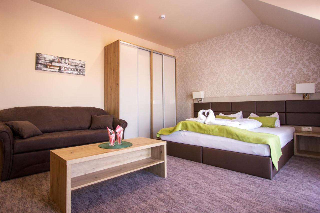 Veres Motel Veresegyház Exteriér fotografie