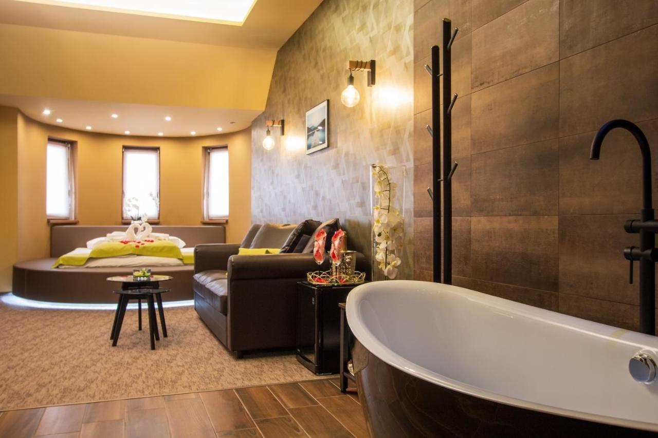 Veres Motel Veresegyház Exteriér fotografie