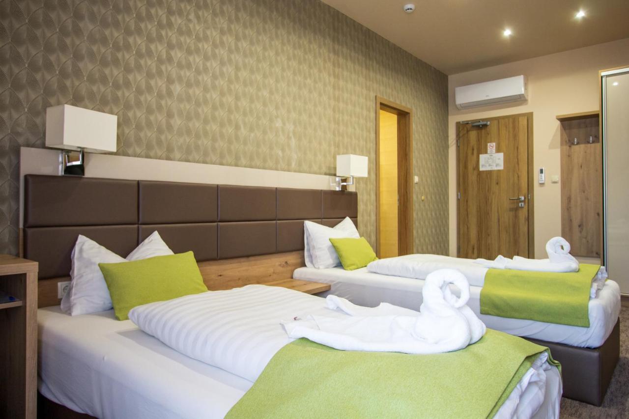Veres Motel Veresegyház Exteriér fotografie